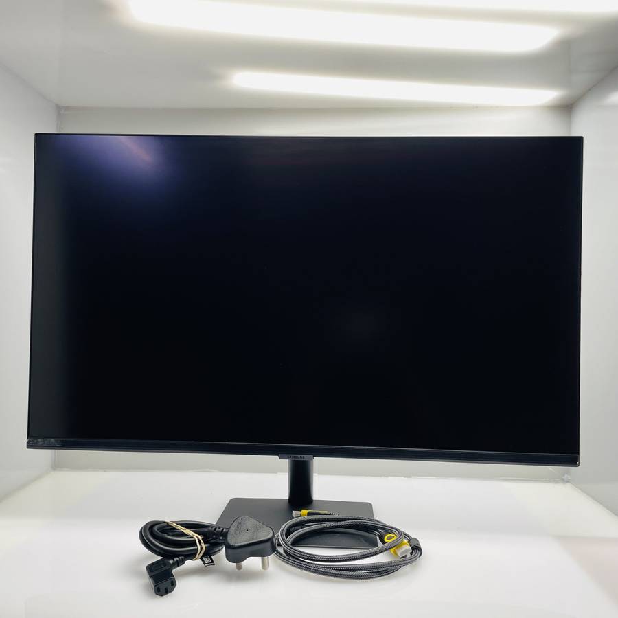 Samsung UHD Smart Monitor 32-inch Black (3 Month Warranty)
