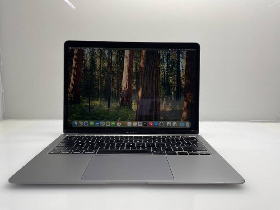 Apple MacBook Air M1 13-Inch 8 GPU/7 CPU (2020) 8GB RAM 256GB SSD Space Gray (12 Month Warr...