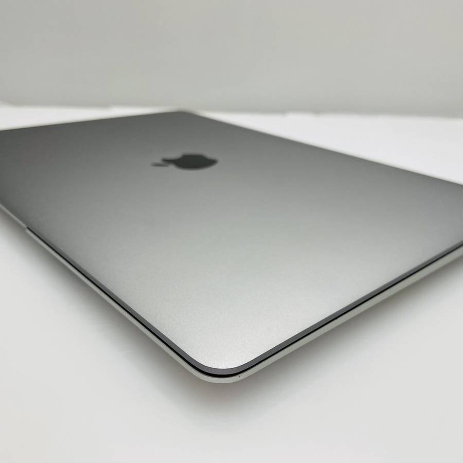 Apple MacBook Air M1 13-Inch 8 GPU/7 CPU (2020) 8GB RAM 256GB SSD Space Gray/Silver (12 Mon...