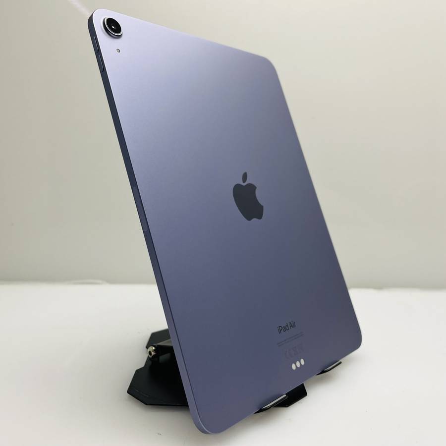 Apple iPad Air M1 5th Gen (WiFi Only) 64GB Space Grey - Bright Spots - (Grade B)