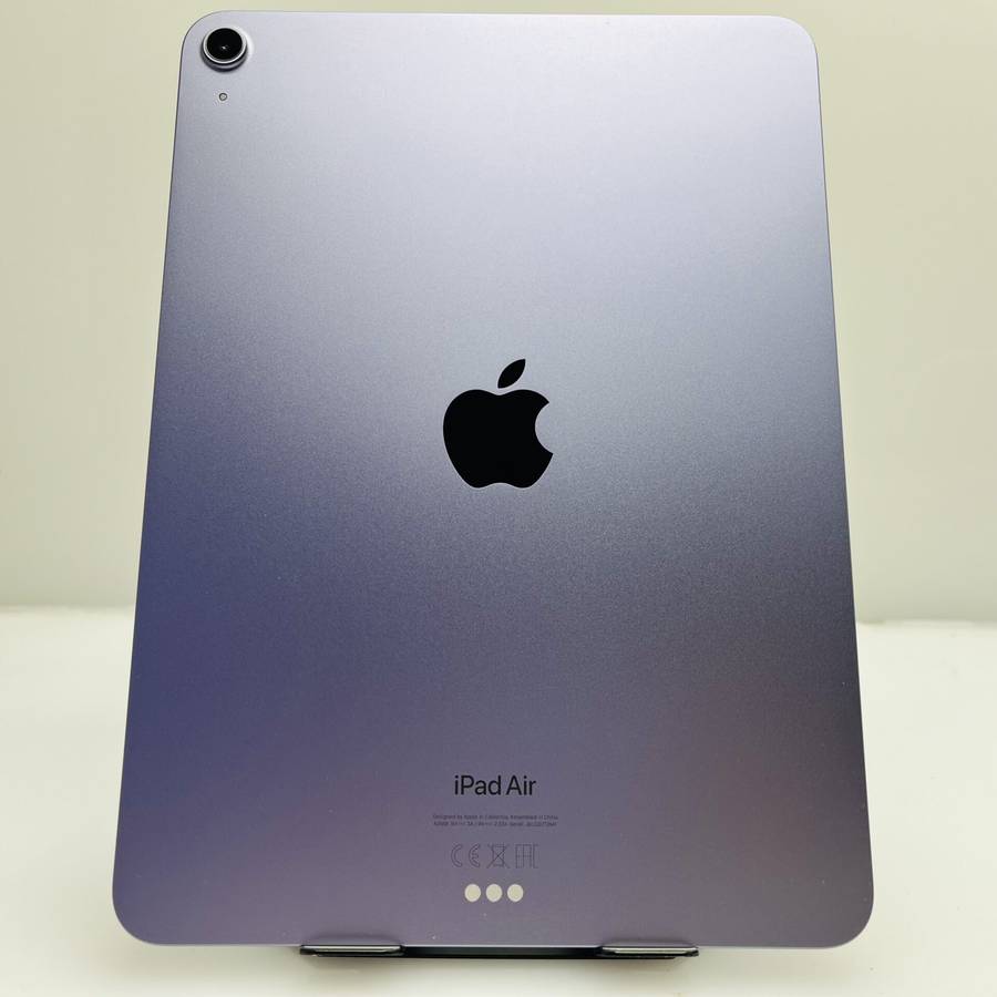 Apple iPad Air M1 5th Gen (WiFi Only) 64GB Space Grey - Bright Spots - (Grade B)