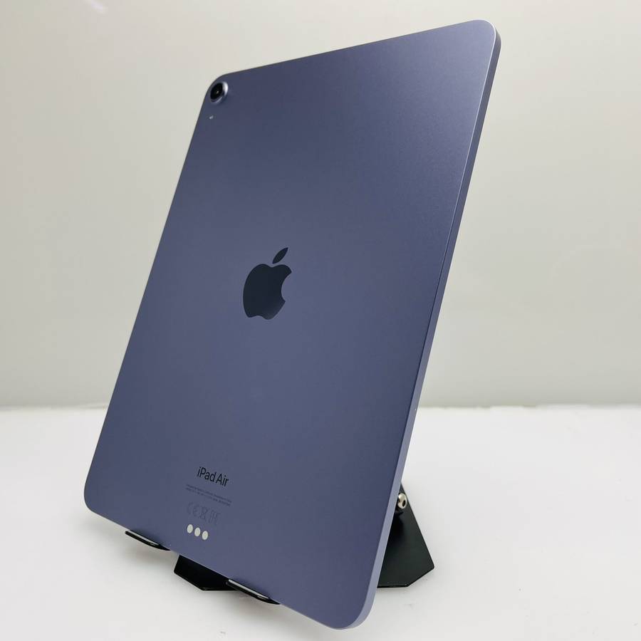Apple iPad Air M1 5th Gen (WiFi Only) 64GB Space Grey - Bright Spots - (Grade B)