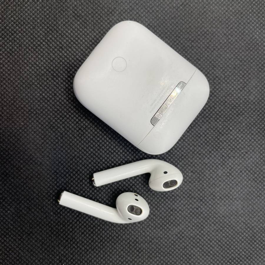 Apple AirPods 2nd Gen White