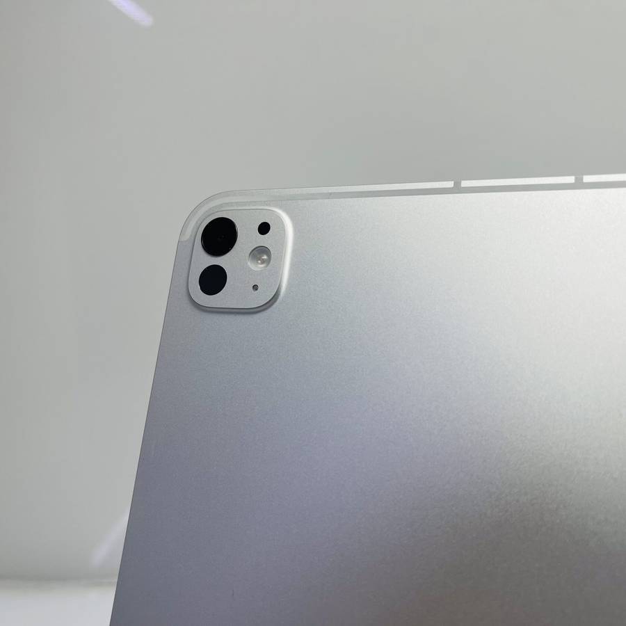 Apple iPad Pro M4 11" 256GB (WiFi Only) Silver - (Grade B)