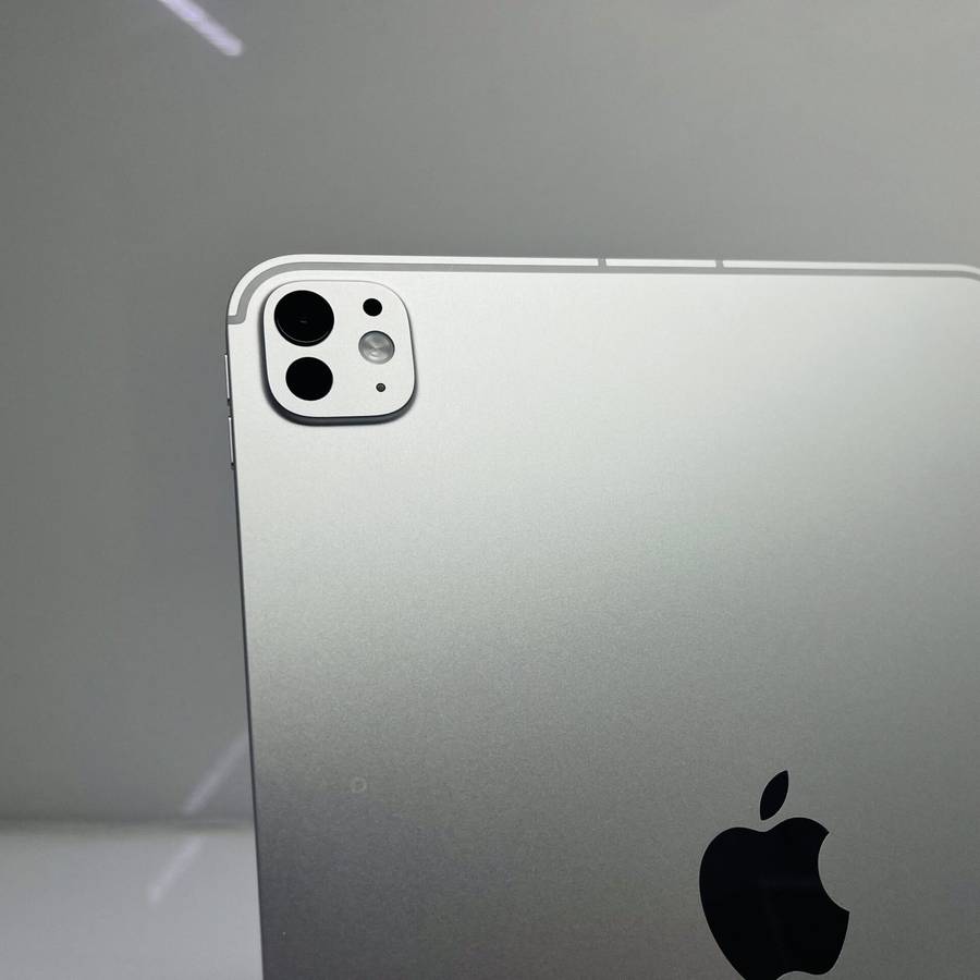 Apple iPad Pro M4 11" 256GB (WiFi Only) Silver - (Grade B)