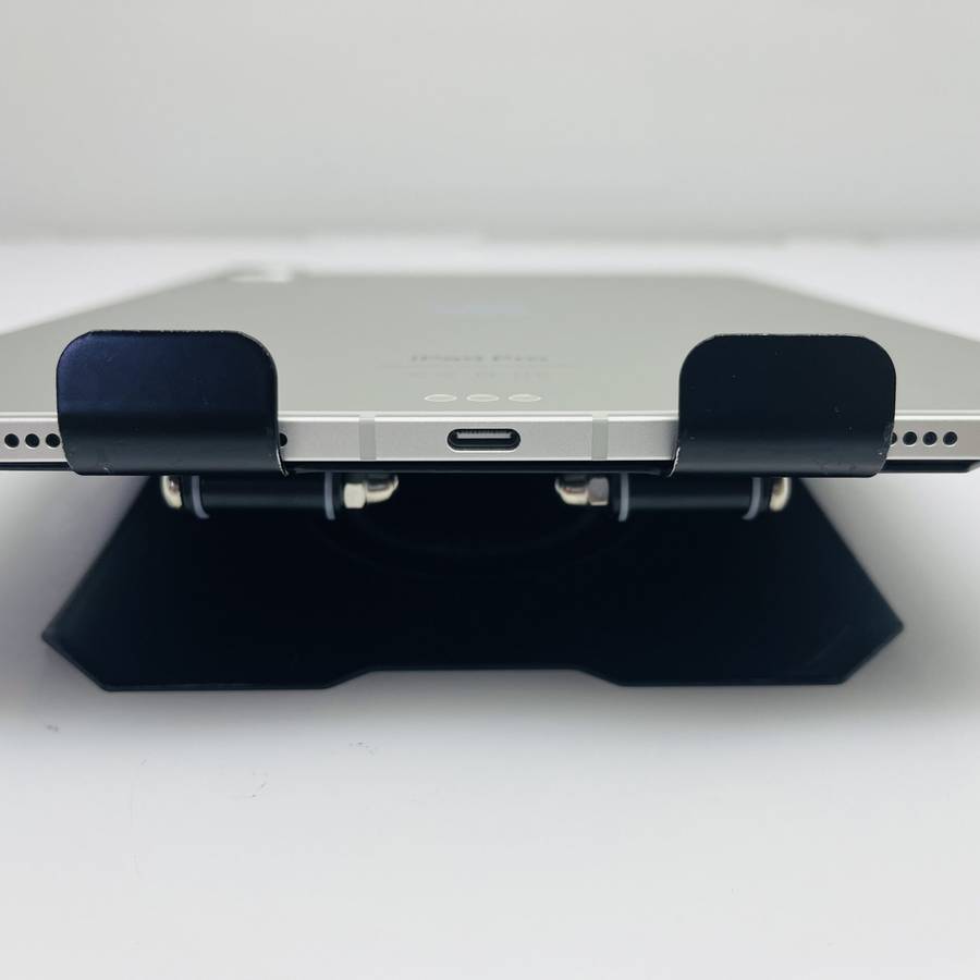 Apple iPad Pro M4 11" 256GB (WiFi Only) Silver - (Grade B)