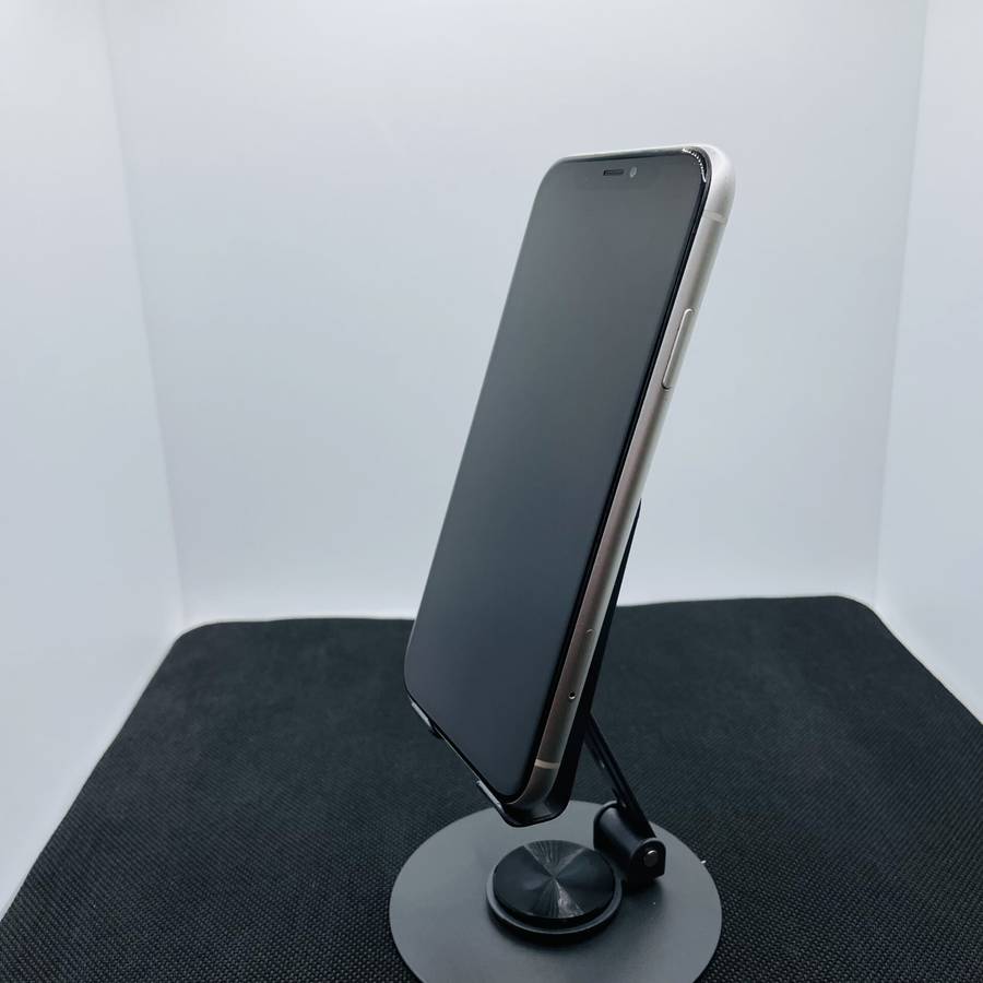 Apple iPhone XR 64GB White (3 Month Warranty) - Minor Bright Spots