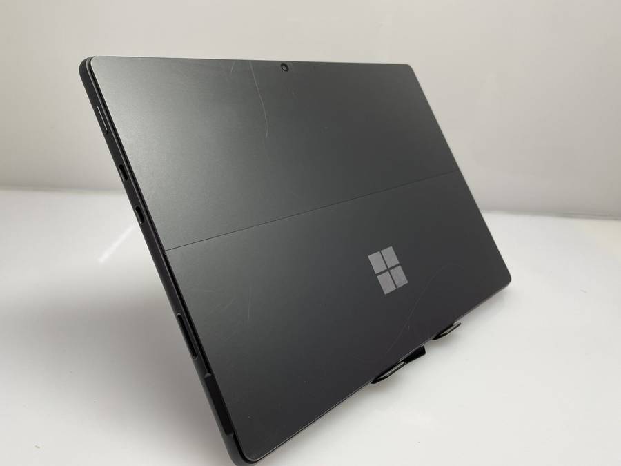 Microsoft Surface Pro 8 11th Gen "Core" i7 3.00GHz 16GB RAM 512GB SSD Graphite (Grade B) - Minor ...