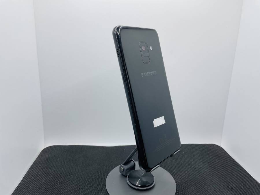 Samsung Galaxy A8 (2018) Black (Grade B) - Minor LCD Burn