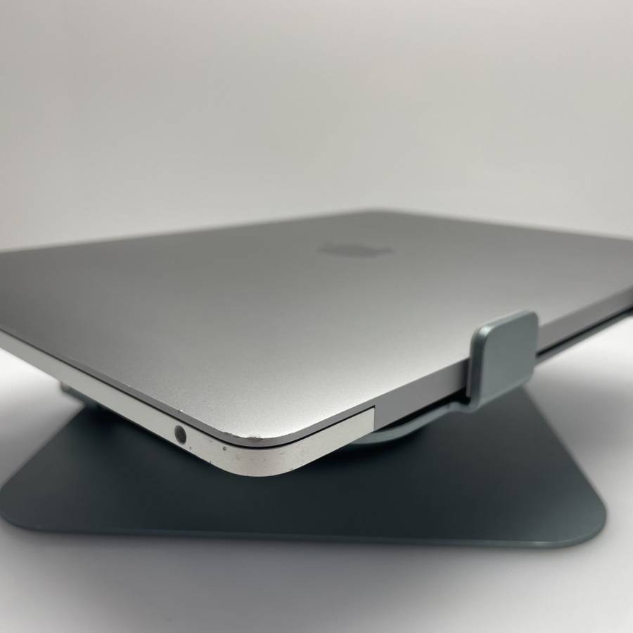 Apple Macbook Pro "Core i5" 13-inch 2.3GHz (Mid-2017) 8GB RAM 256GB SSD Grey/Silver (3 Month Warr...