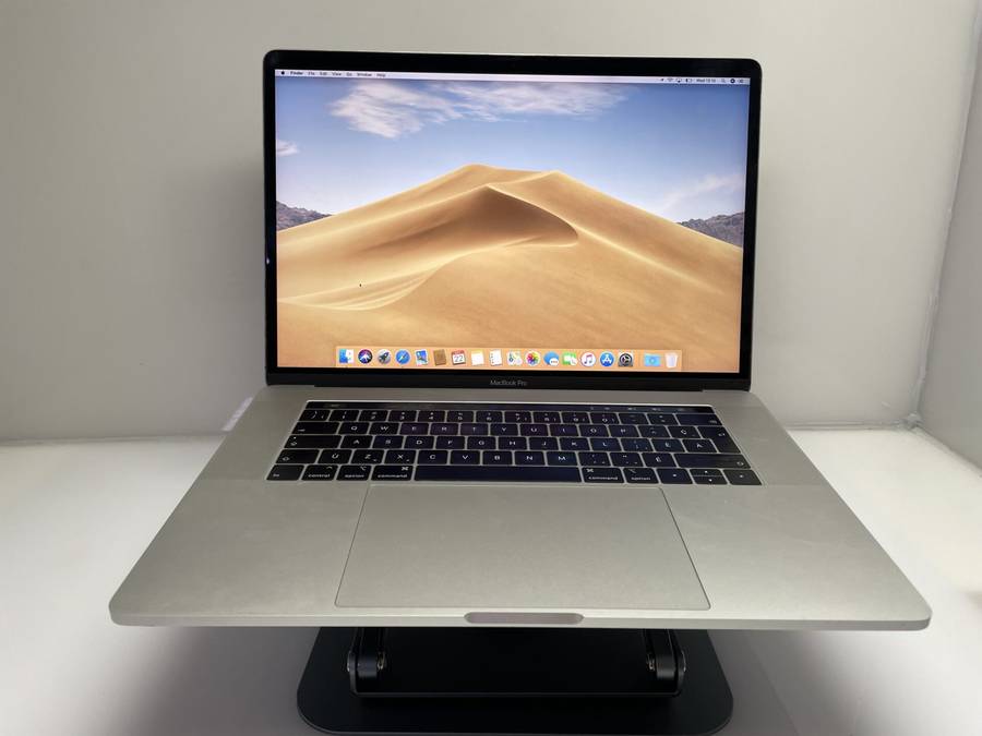 Apple MacBook Pro 15-Inch Core i7 2.60GHz (Touch/2019) 16GB RAM 256GB SSD Grey/Silver - (Gr...