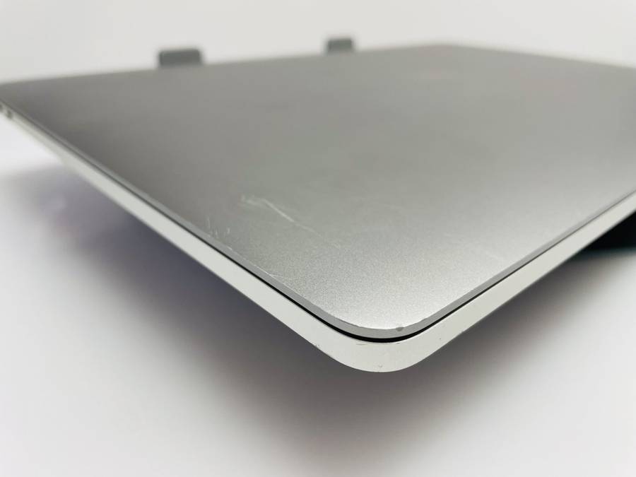 Apple MacBook Pro 15-Inch Core i7 2.60GHz (Touch/2019) 16GB RAM 256GB SSD Grey/Silver - (Gr...