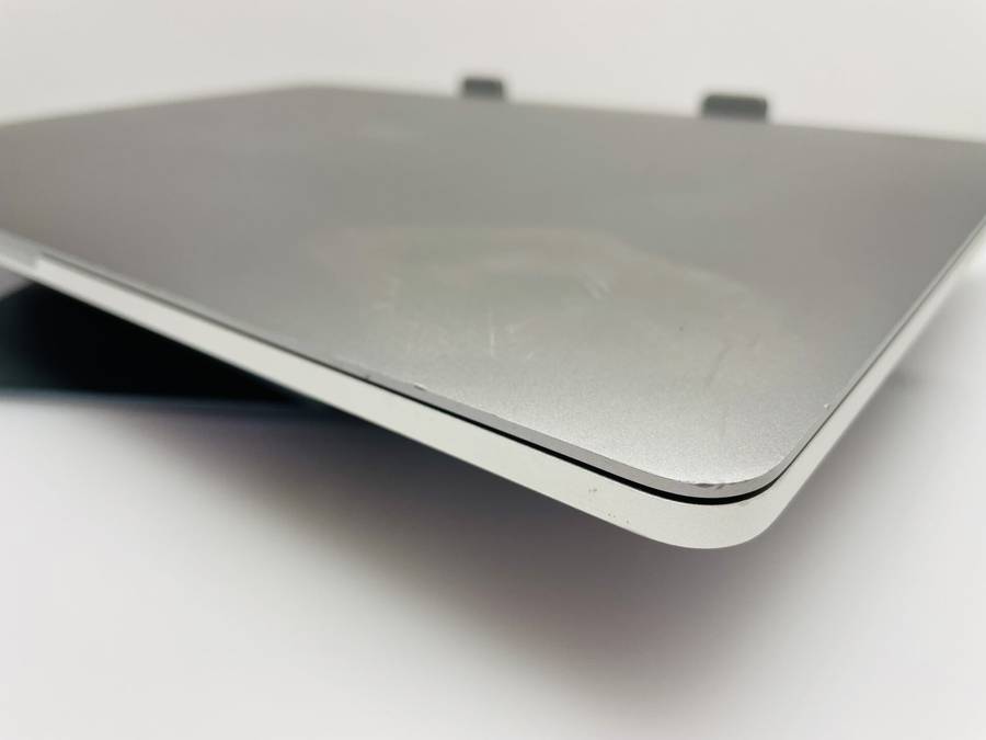 Apple MacBook Pro 15-Inch Core i7 2.60GHz (Touch/2019) 16GB RAM 256GB SSD Grey/Silver - (Gr...