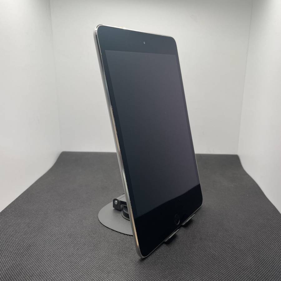 Apple iPad Mini 4 (WiFi Only) 128GB Silver - (Grade B) - No Touch ID