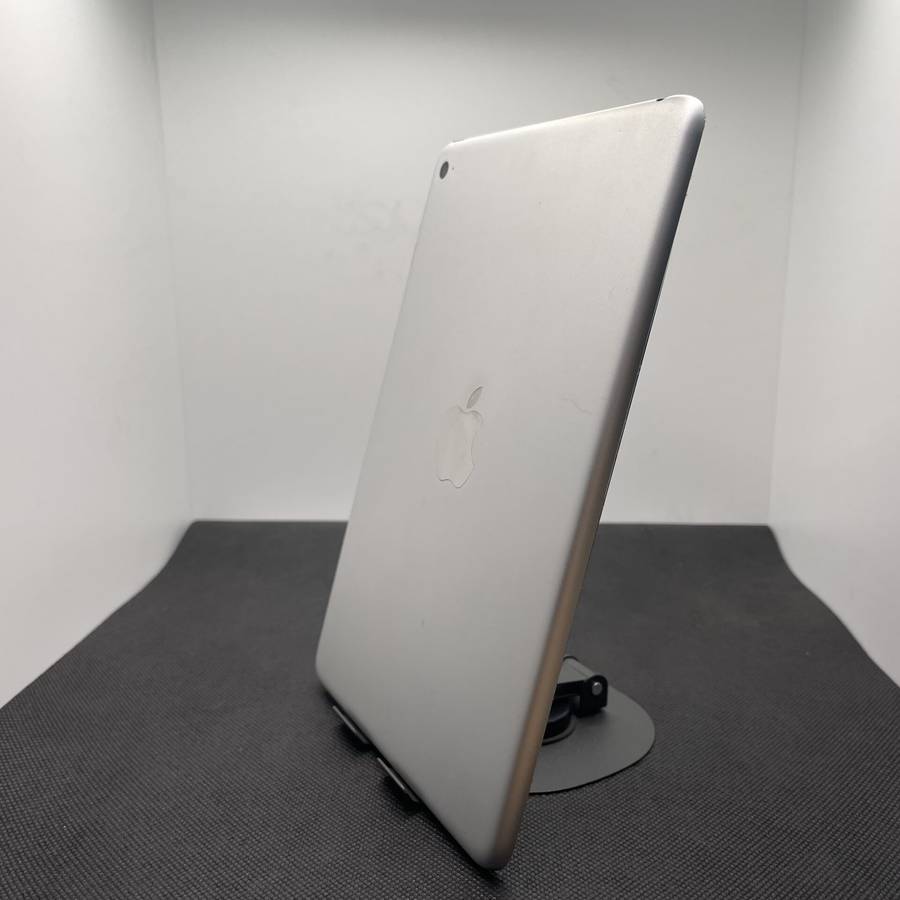 Apple iPad Mini 4 (WiFi Only) 128GB Silver - (Grade B) - No Touch ID