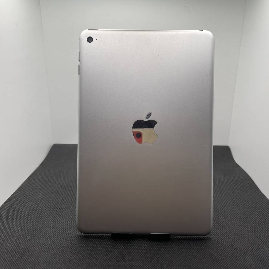Apple iPad Mini 4 (WiFi Only) 128GB Silver - (Grade B) - No Touch ID