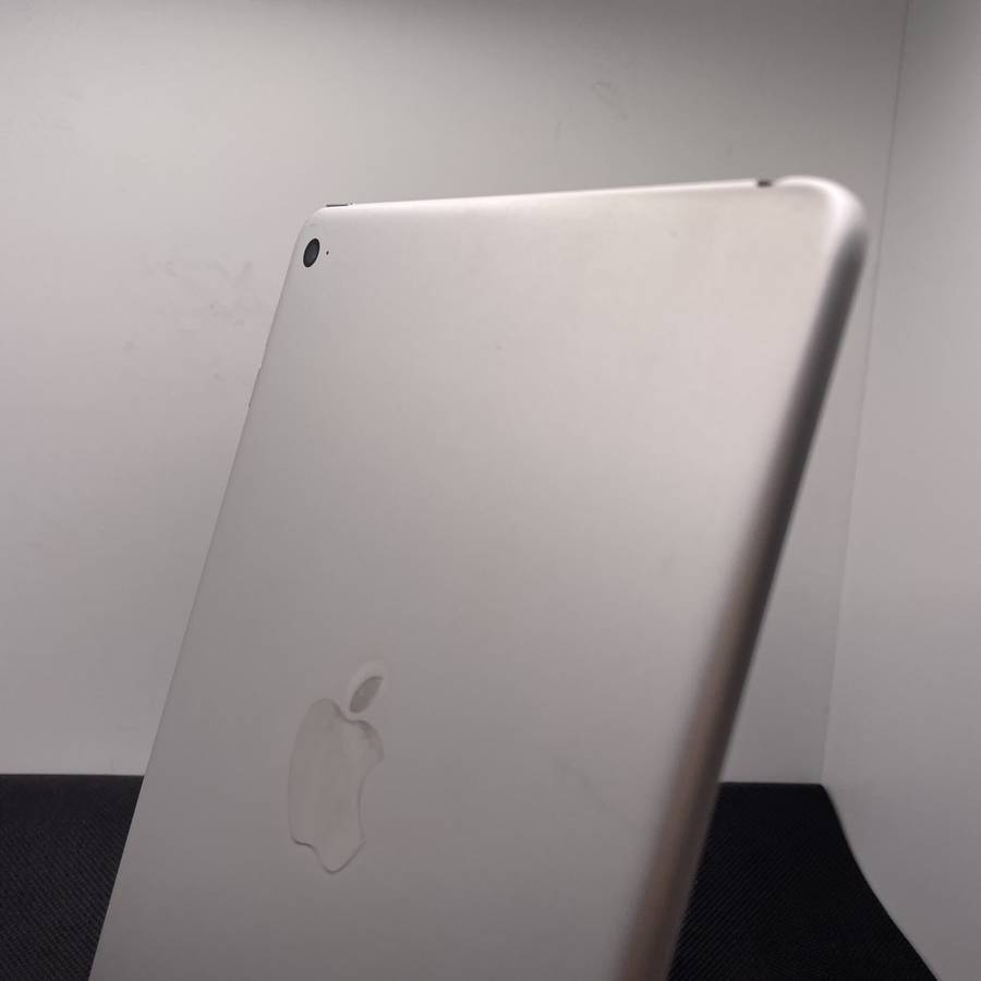 Apple iPad Mini 4 (WiFi Only) 128GB Silver - (Grade B) - No Touch ID