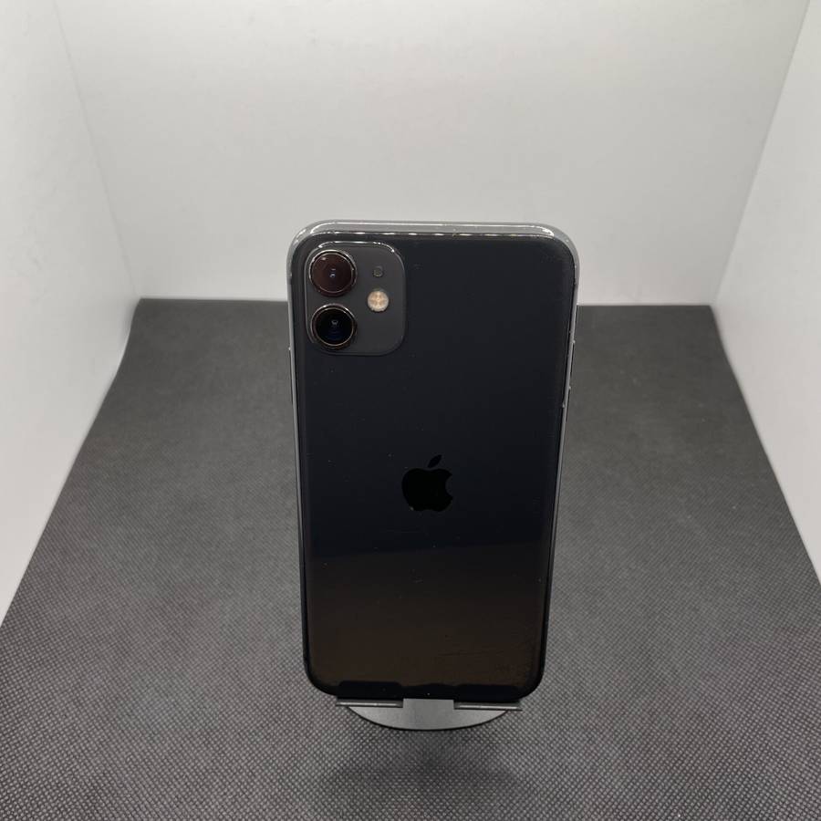 Apple iPhone 11 128GB Black (6 Month Warranty) - Chipped Camera