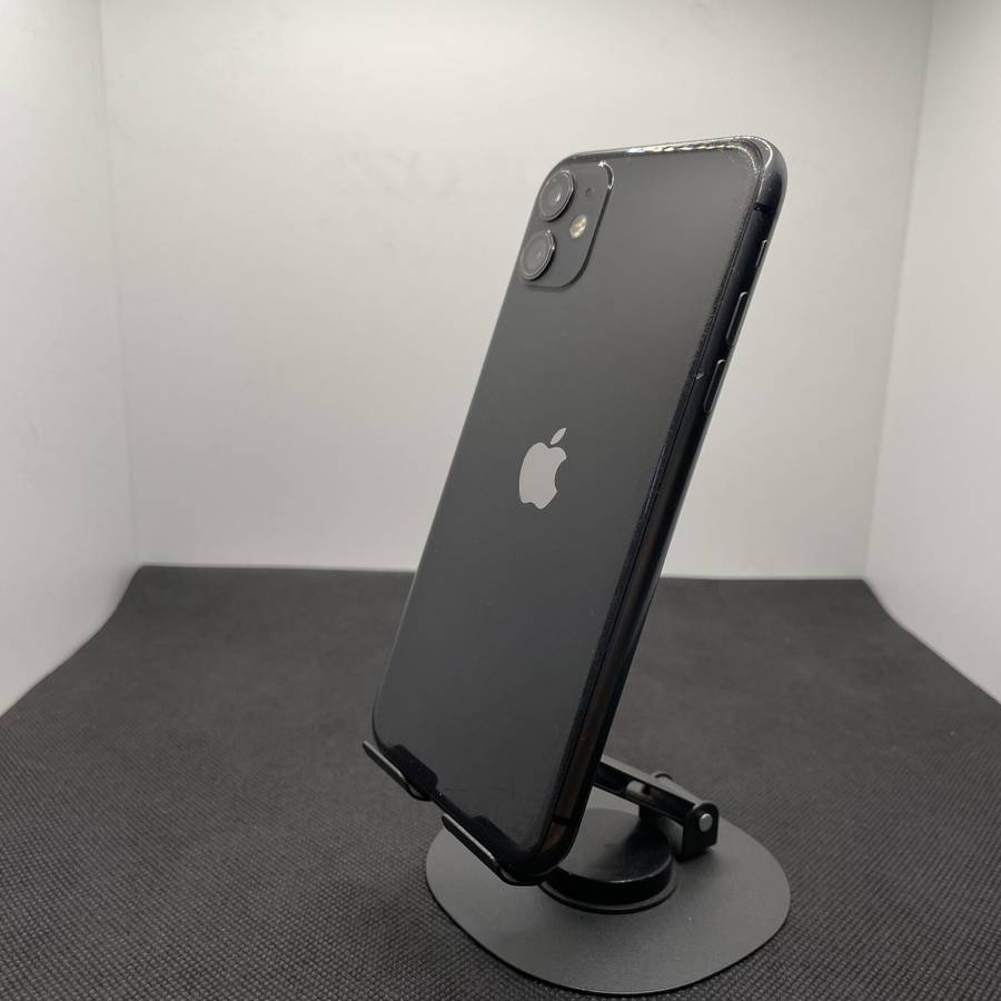 Apple iPhone 11 128GB Black (6 Month Warranty) - Chipped Camera