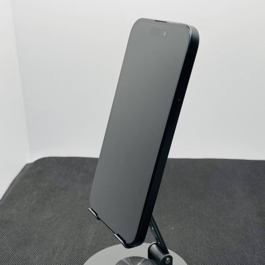Apple iPhone 15 128GB Black (12 Month Warranty)