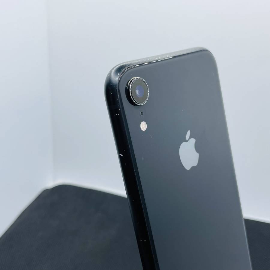 Apple iPhone XR 64GB Black (3 Month Warranty)  Minor Bright Spots