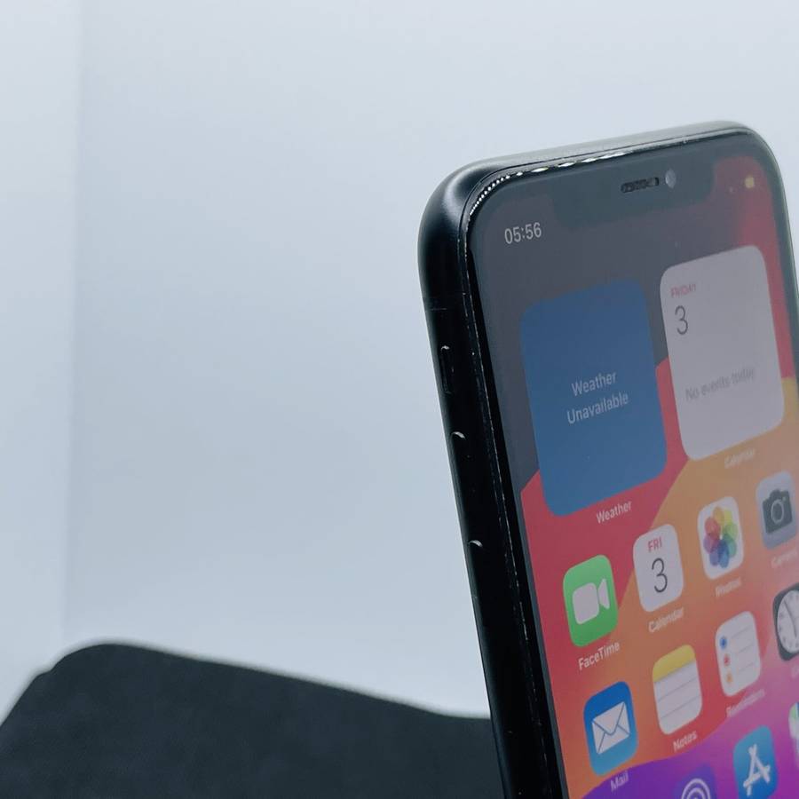 Apple iPhone XR 64GB Black (3 Month Warranty)