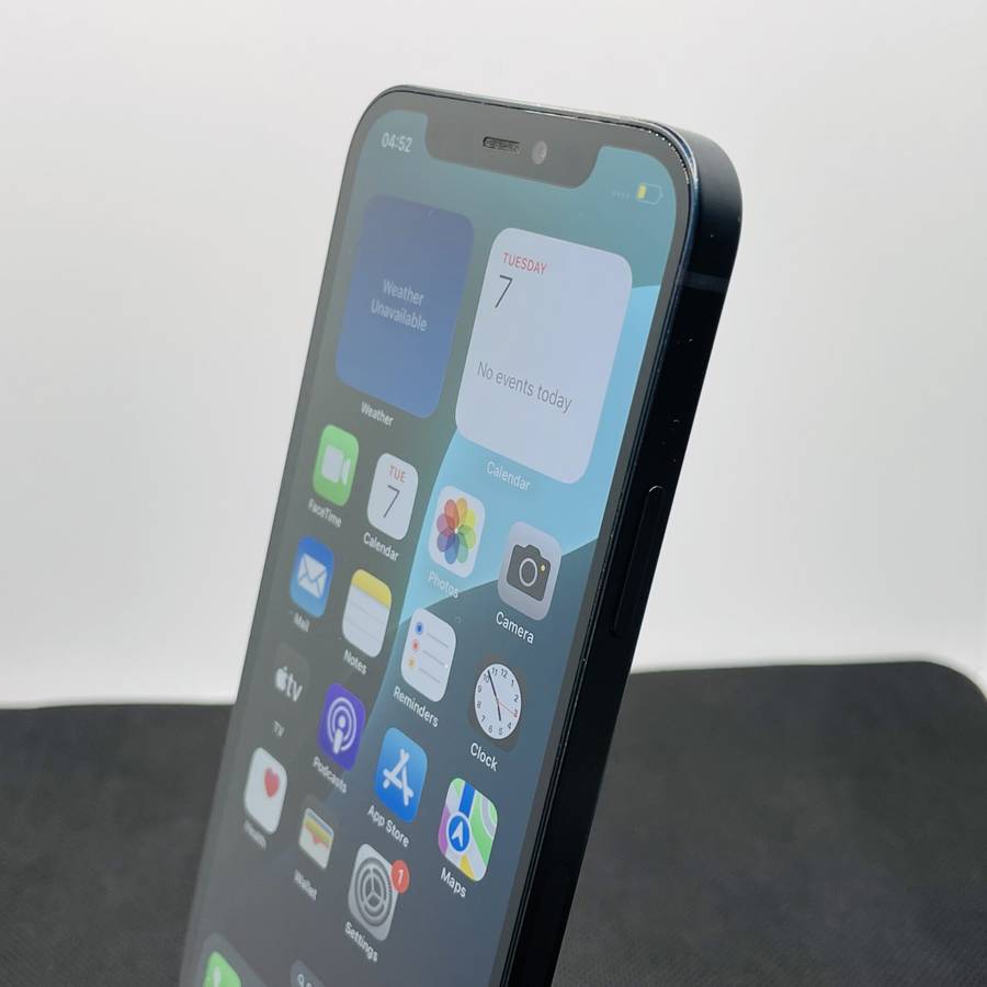 Apple iPhone 12 64GB Black (6 Month Warranty)