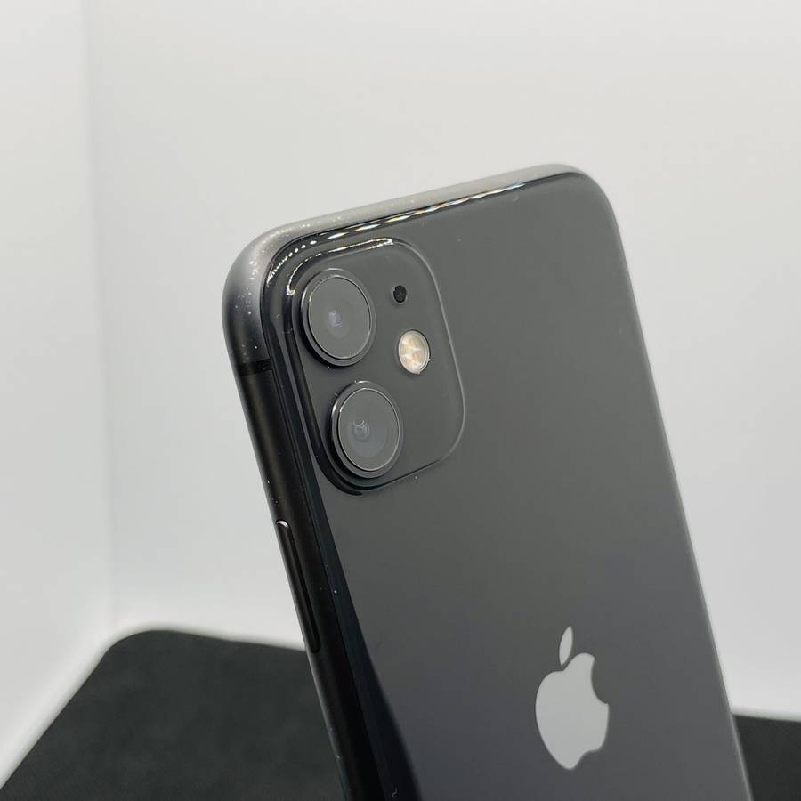 Apple iPhone 11 256GB Black (6 Month Warranty) - Minor Bright Spots