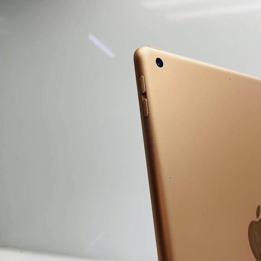 Apple iPad 10.2 8th Gen 32GB (Wifi Only) Gold  No Touch ID