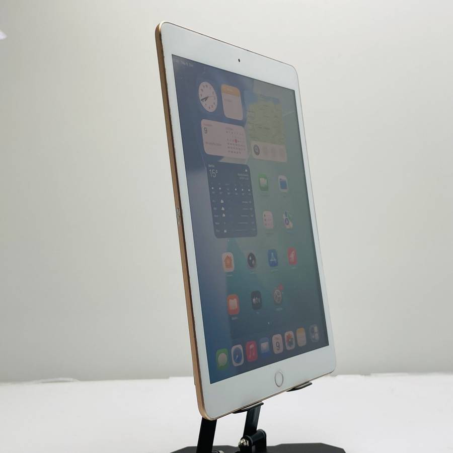 Apple iPad 10.2 8th Gen 32GB (Wifi Only) Gold  No Touch ID