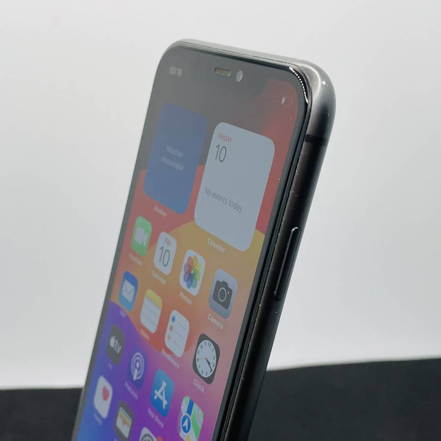 Apple iPhone 11 64GB Black (6 Month Warranty)