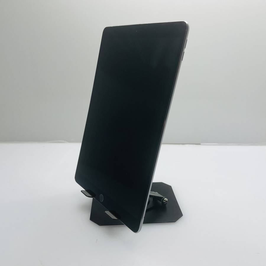 Apple iPad Pro 10.5 " (WiFi/Cell) 64GB Silver - (Grade B) - Bright Spot - No Touch ID