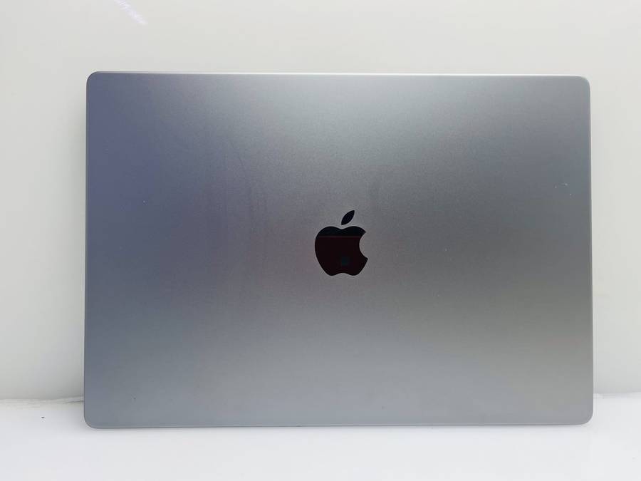Apple Macbook Pro M1 Pro 16-Inch 10 CPU/16 GPU (2021) 16GB RAM 1TB SSD Silver - (Grade B)
