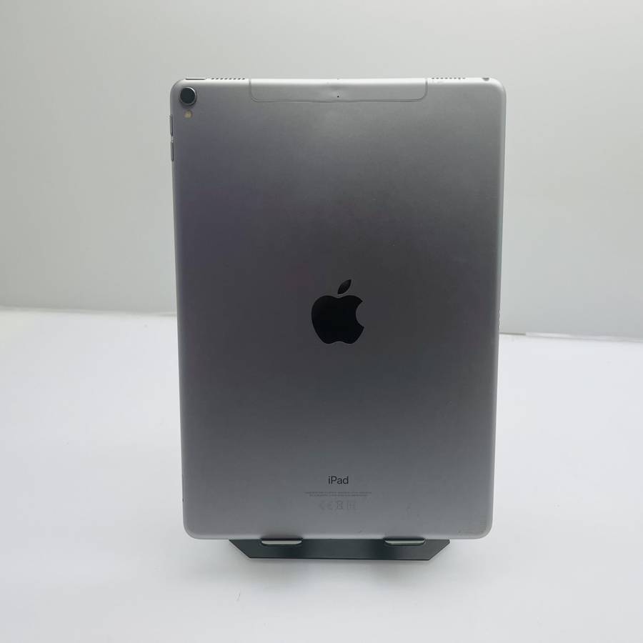 Apple iPad Pro 10.5 " (WiFi/Cell) 64GB Silver - (Grade B) - Bright Spot - No Touch ID