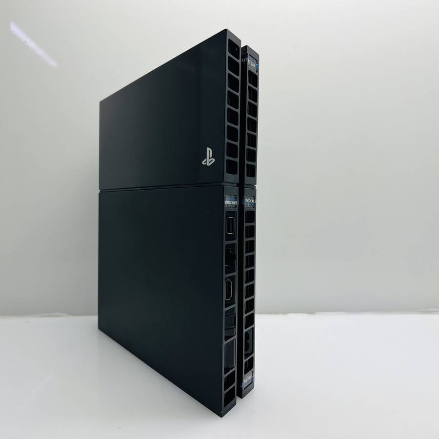 PlayStation 4 Original Black 500GB + 1 Controller + HDMI Cable + Power Cable  (Grade B)