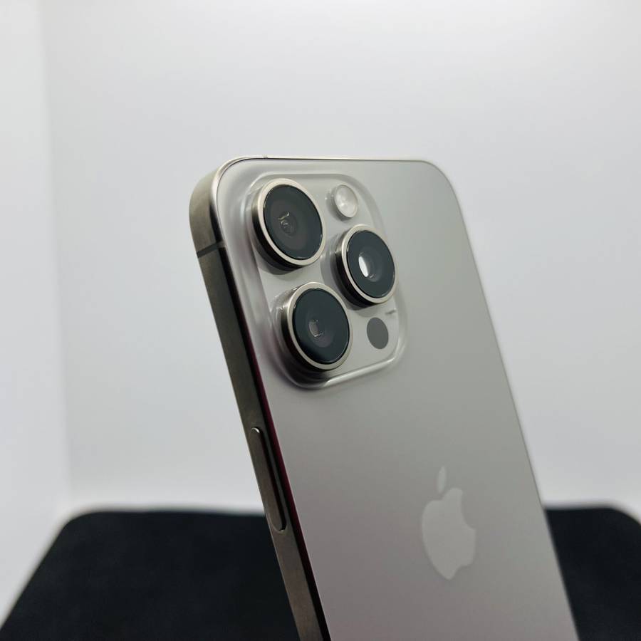 Apple iPhone 15 Pro Max 256GB Natural Titanium  (Grade B)