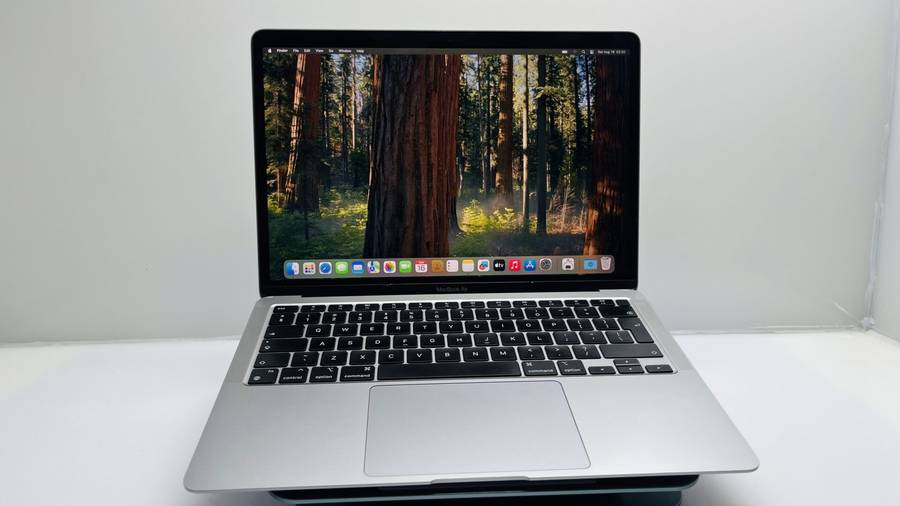 Apple MacBook Air M1 13-Inch 8 CPU/7 GPU (2020) 8GB RAM 256GB SSD Space Grey (Grade B) - Cr...