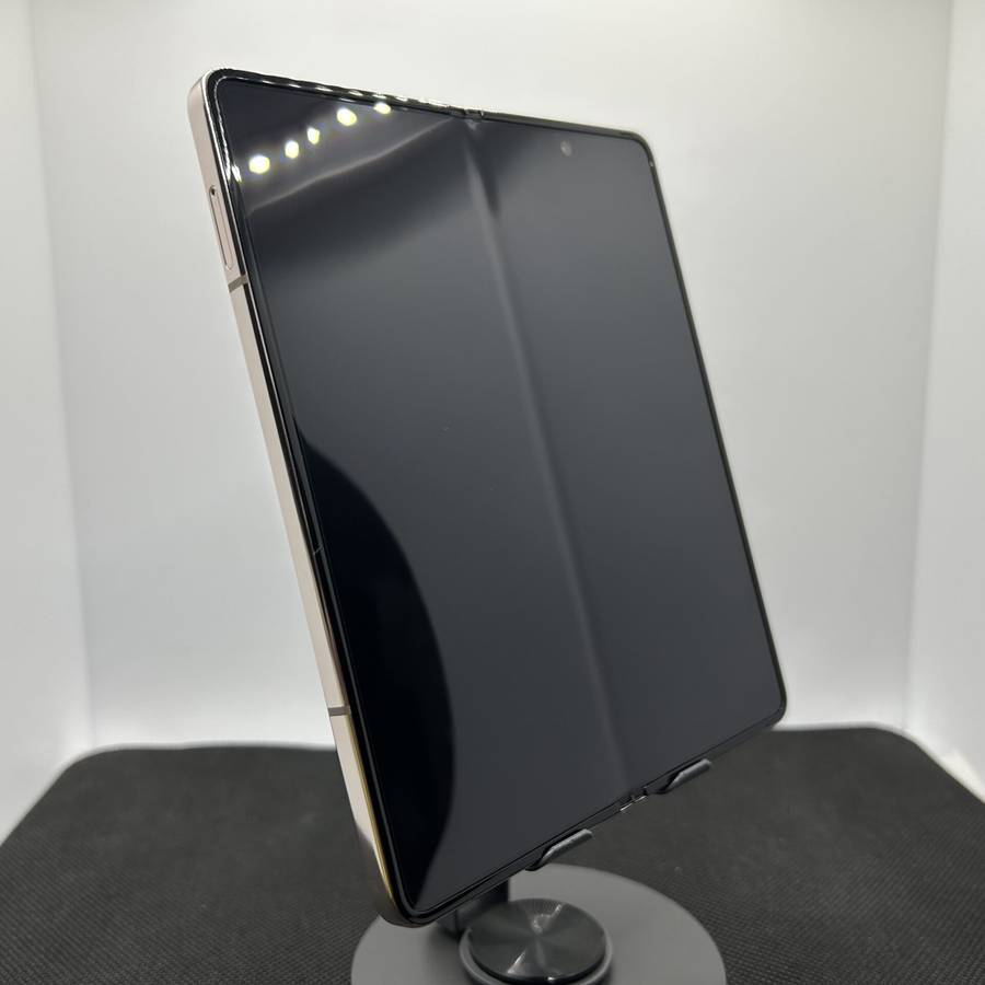 Samsung Galaxy Z Fold 4 256GB Dual Sim Beige - (Grade B)