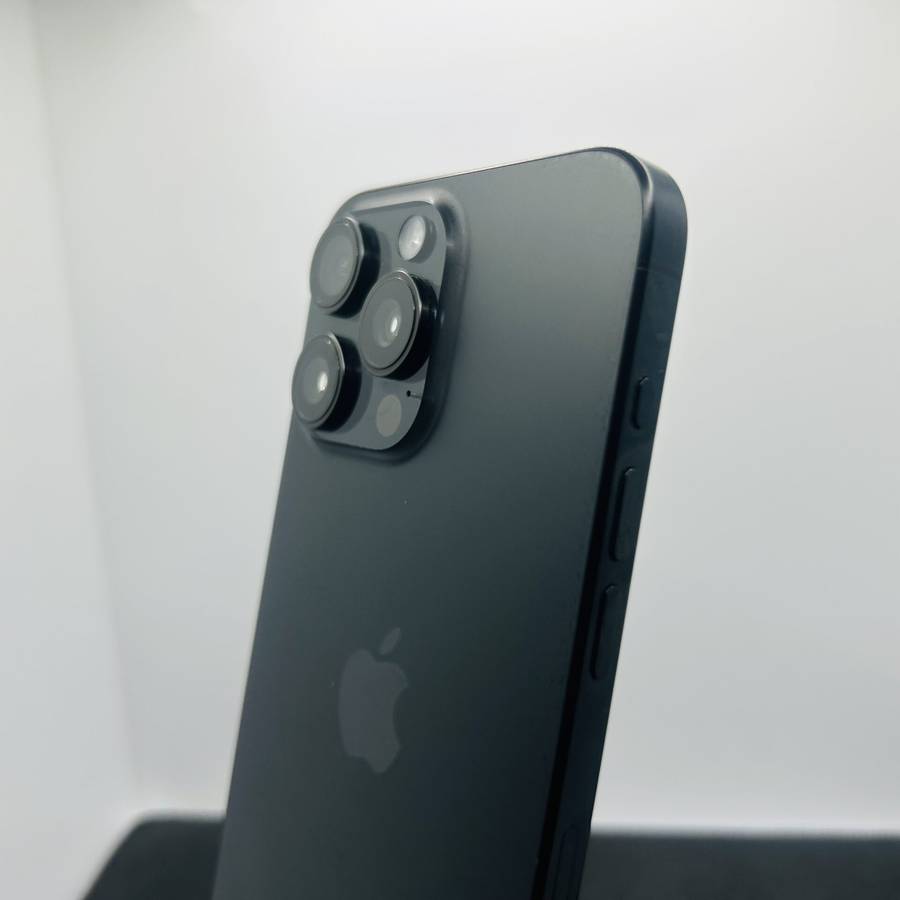 Apple iPhone 15 Pro Max 256GB Black Titanium  (Grade B)