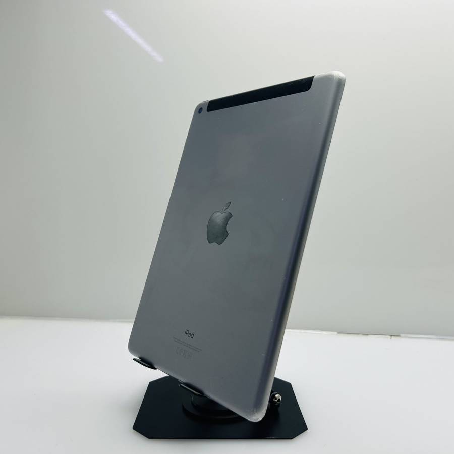 Apple iPad 9.7 6th Gen (WiFi/Cellular) 32GB Space Gray (Grade B) - No Touch ID