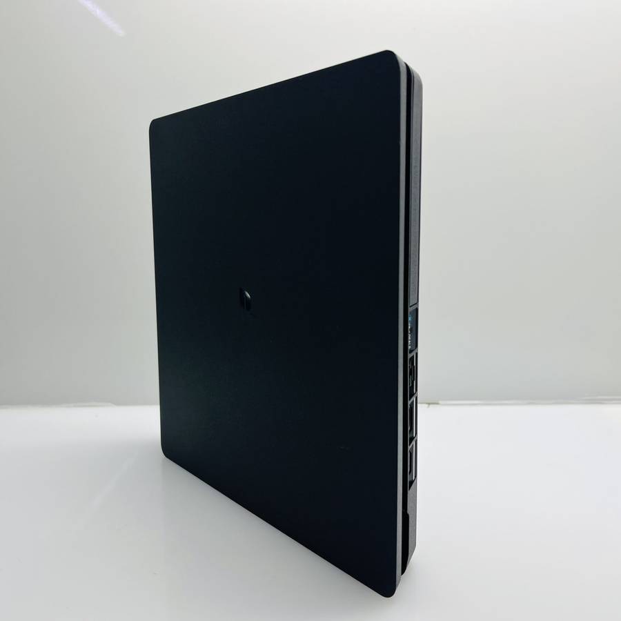 Sony PlayStation 4 Slim Black 500GB + HDMI Cable + Power Cable - (Grade B)