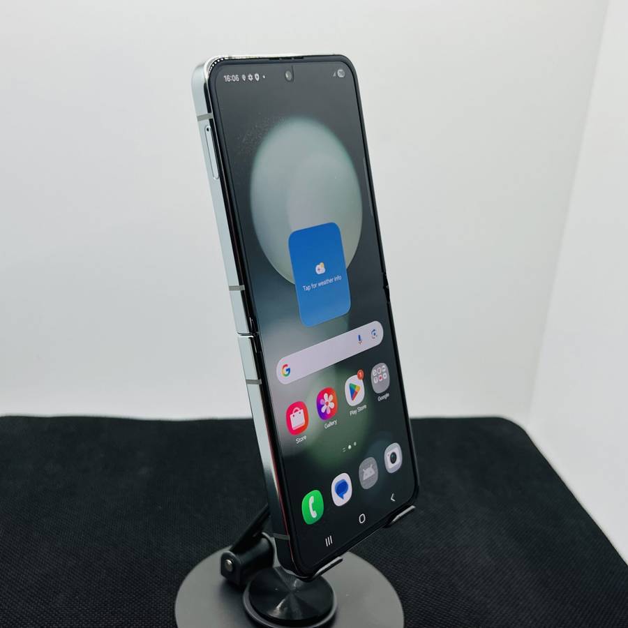 Samsung Galaxy Z Flip 5 512GB Mint  (Grade B)