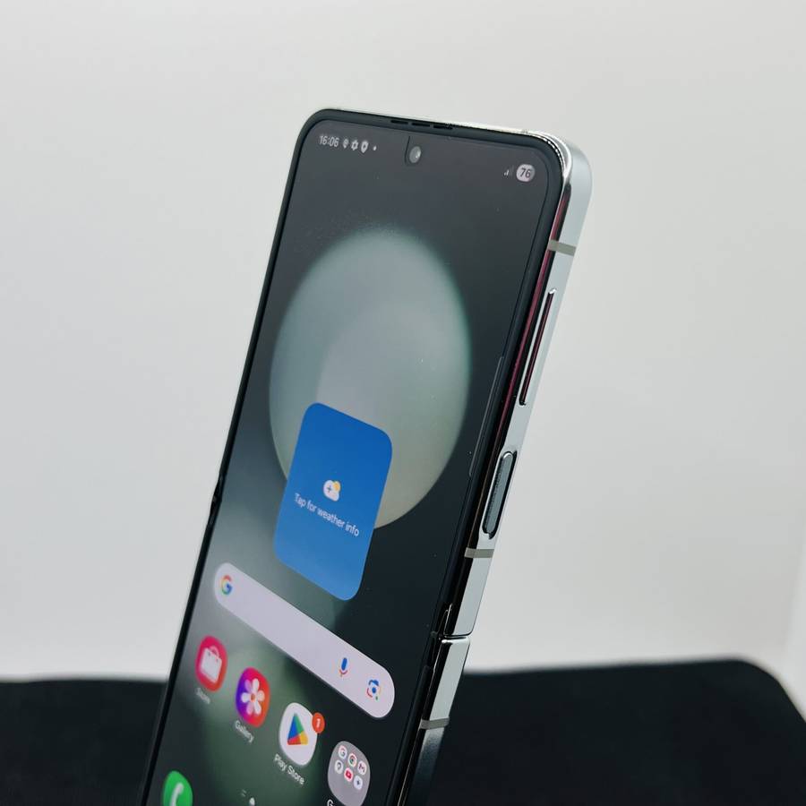 Samsung Galaxy Z Flip 5 512GB Mint  (Grade B)