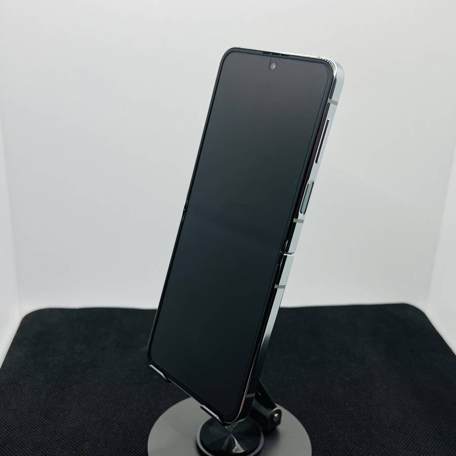 Samsung Galaxy Z Flip 5 512GB Mint  (Grade B)