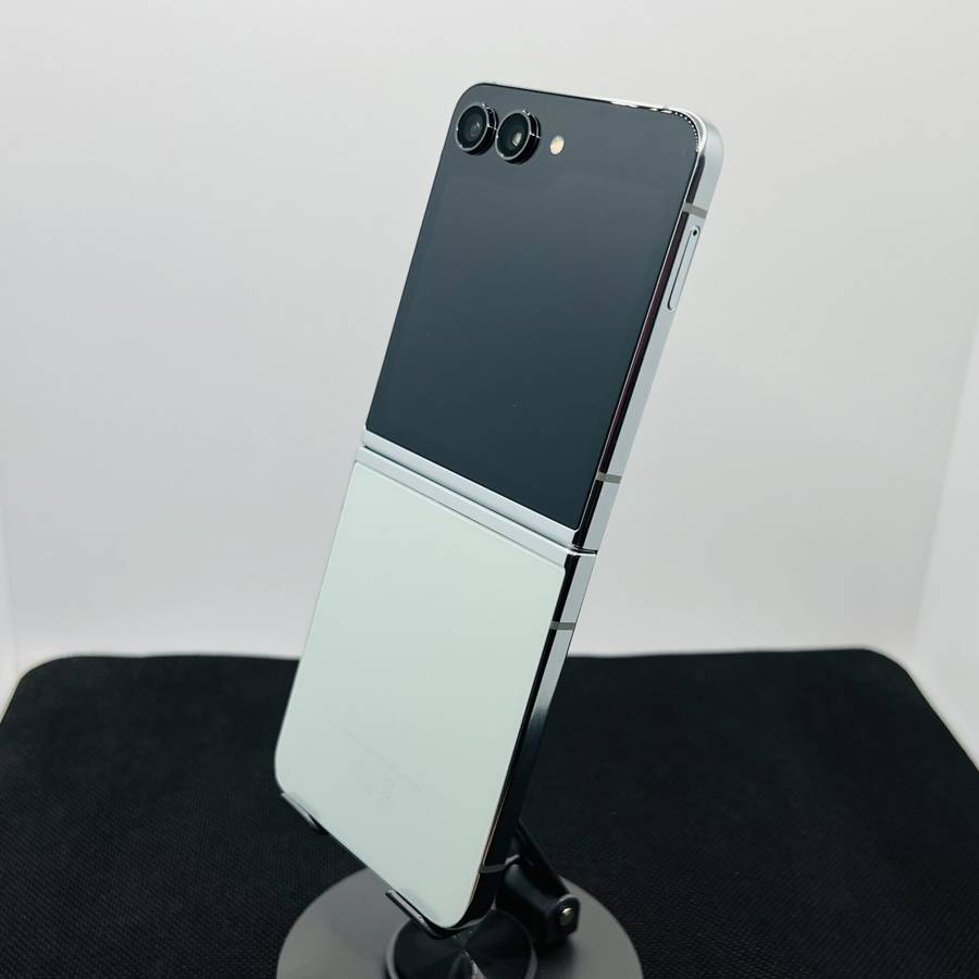 Samsung Galaxy Z Flip 5 512GB Mint  (Grade B)