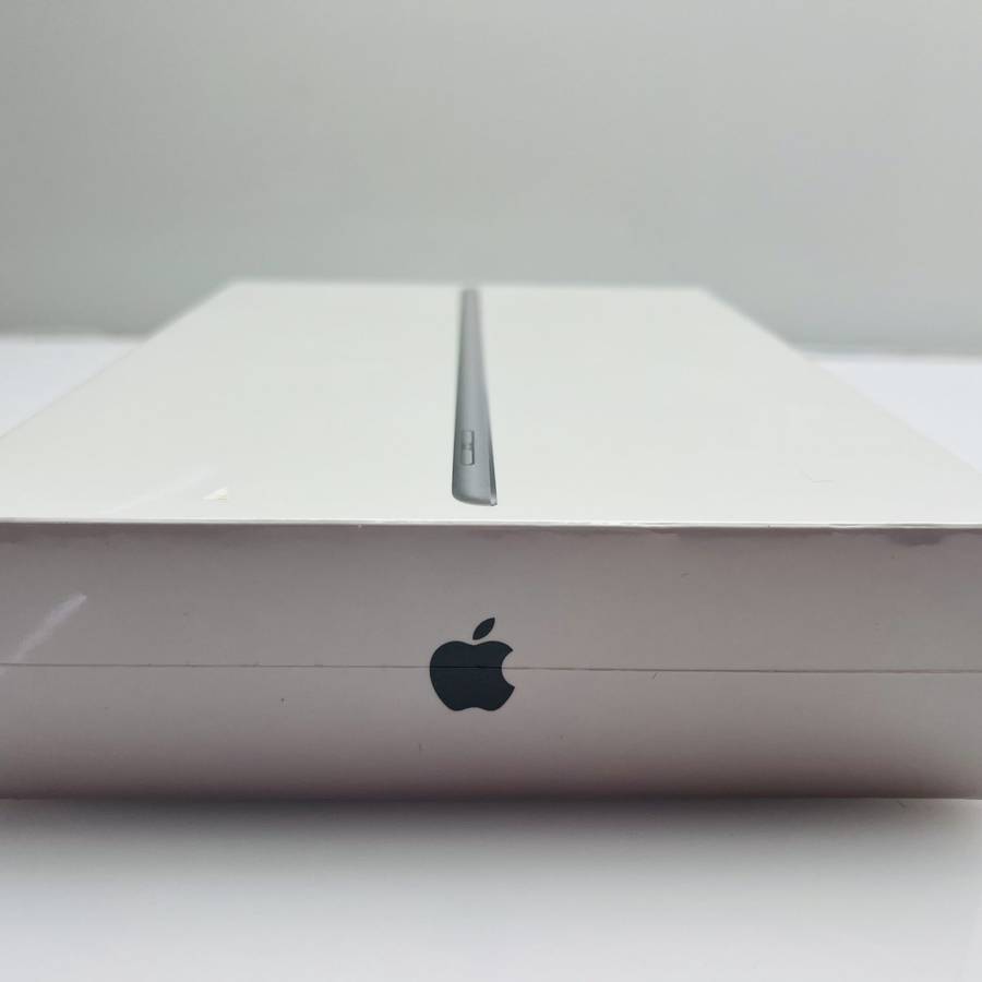 Apple iPad 10.2 9th Gen 64GB (Wifi Only) Space Gray   (Original Warranty + 3 Year Warranty)