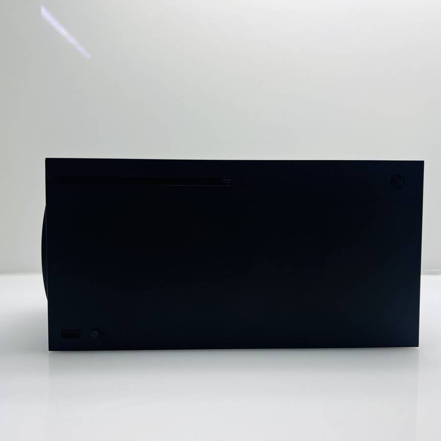 Microsoft Xbox Series X 1TB Black + 1 Controller + 1 Power Cable + 1 HDMI Cable (Grade B)