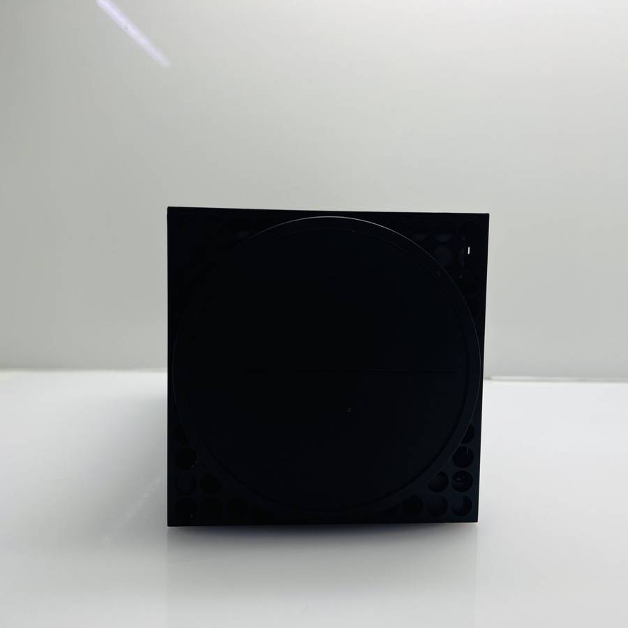 Microsoft Xbox Series X 1TB Black + 1 Controller + 1 Power Cable + 1 HDMI Cable (Grade B)