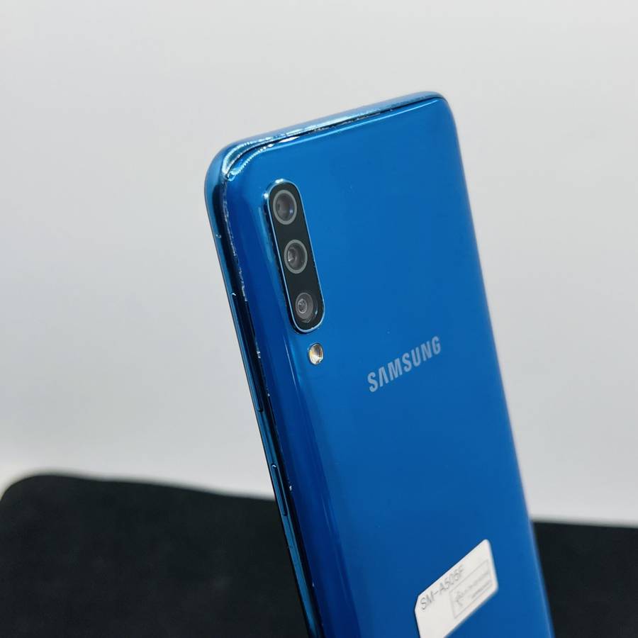 Samsung Galaxy A50 128GB Blue (Grade B) - Minor LCD Burn