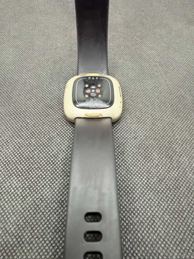 fitbit versa 3 Soft Gold Midnight Blue - (Grade B) No Charger